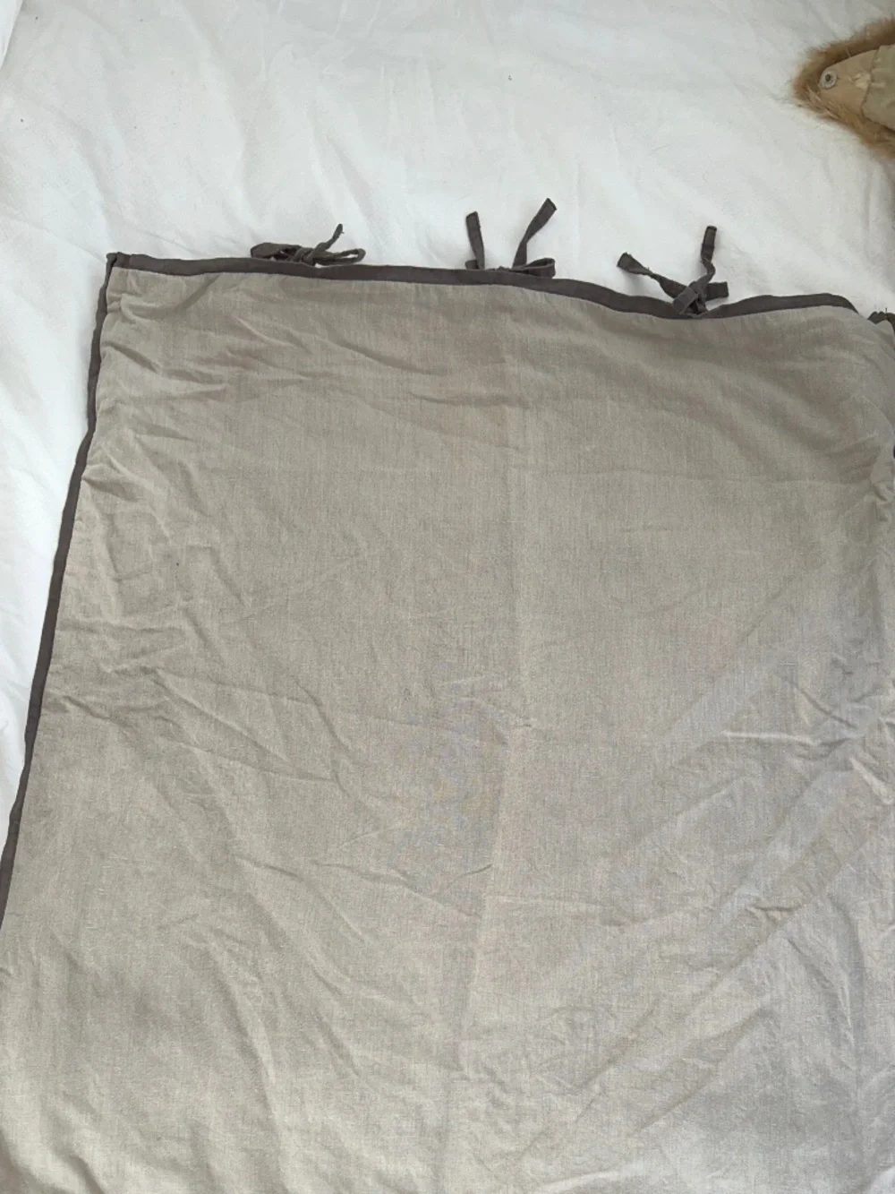 West Elm khaki gray trim large 26